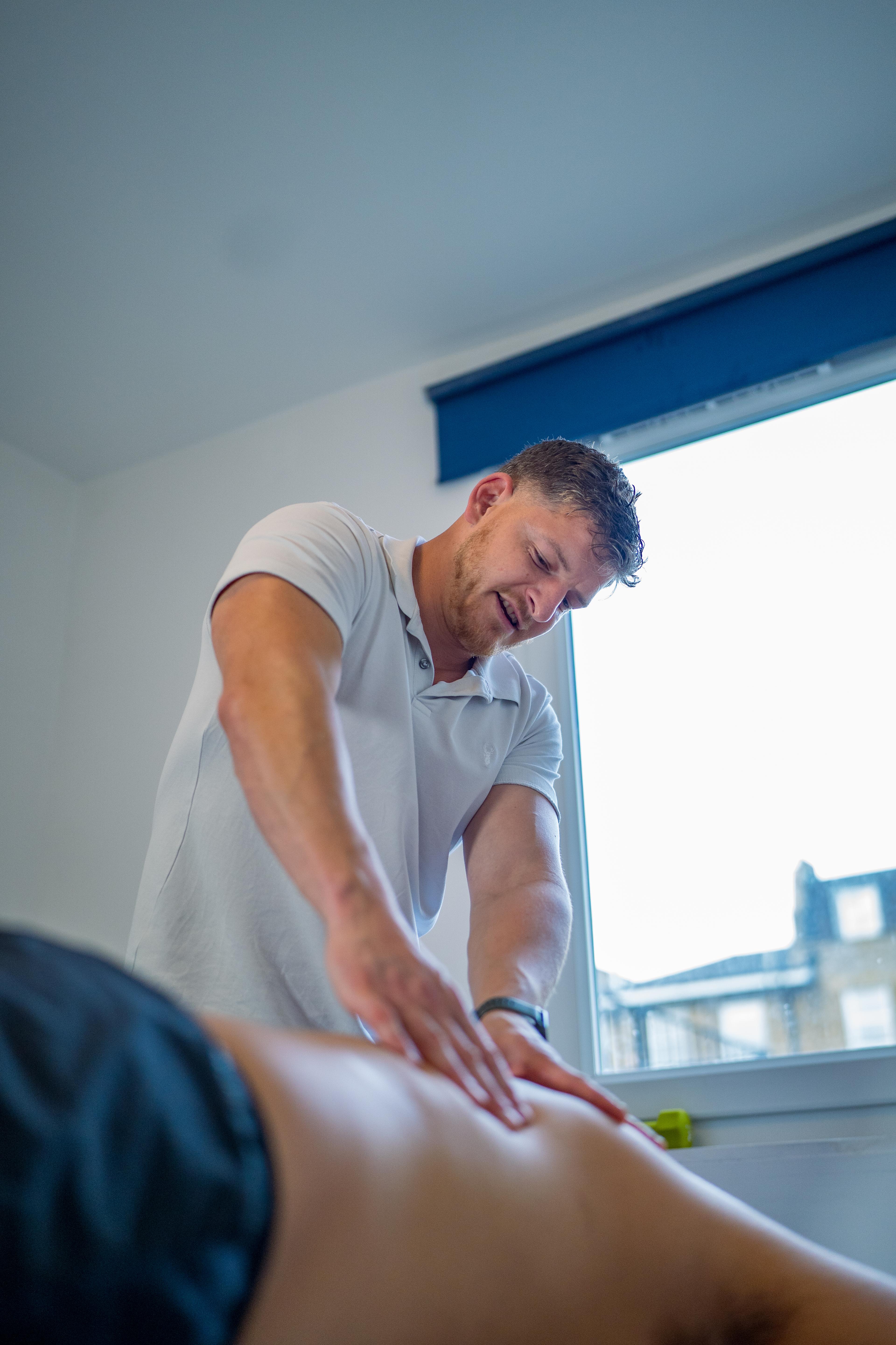 Physiotherapy back pain treatment